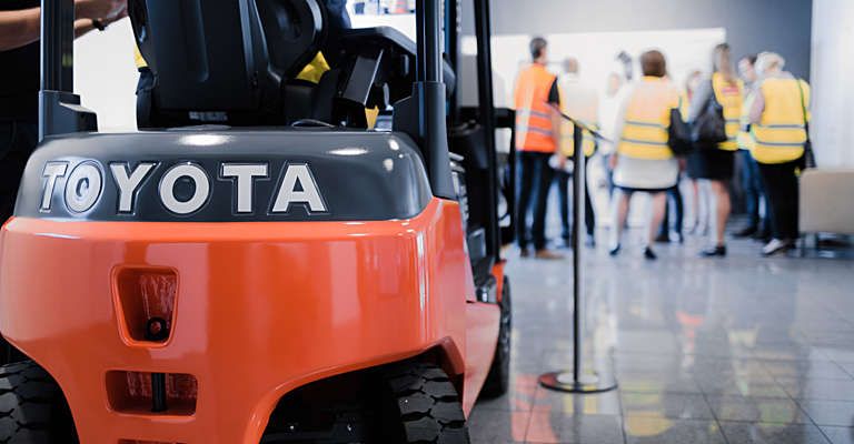Sales Toyota Forklift Win-Equipment